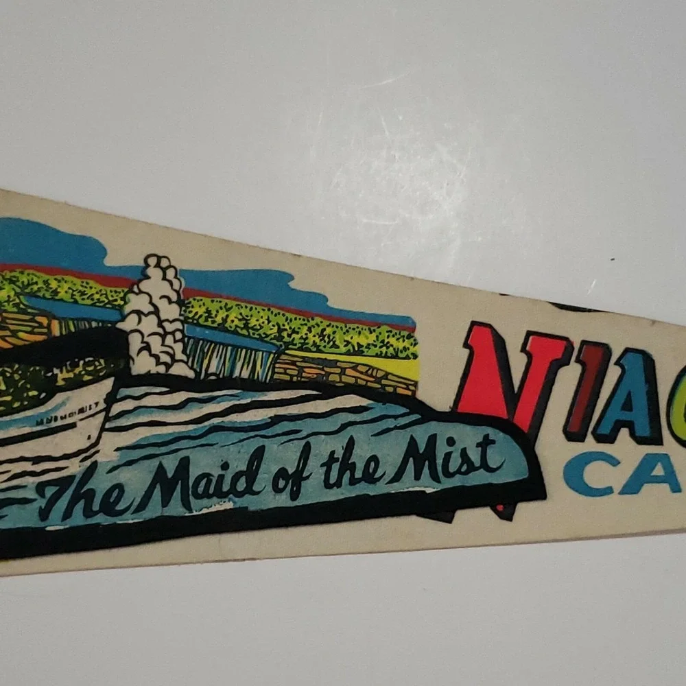 Vintage 1970s Niagara Falls Canada Maid‎ of the Mist 2 layer Felt Flag Pennant